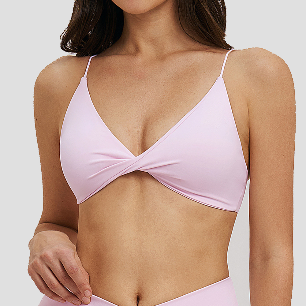 SculptFlow™ Twist Back Sports Bra